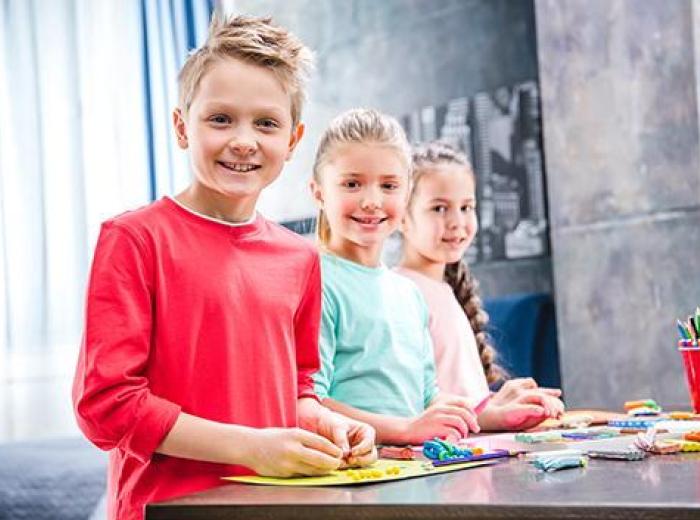Smile! It’s Time for Arts & Crafts!