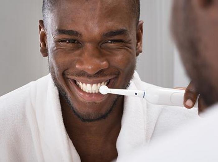 Electric Toothbrushes vs. Regular Toothbrushes